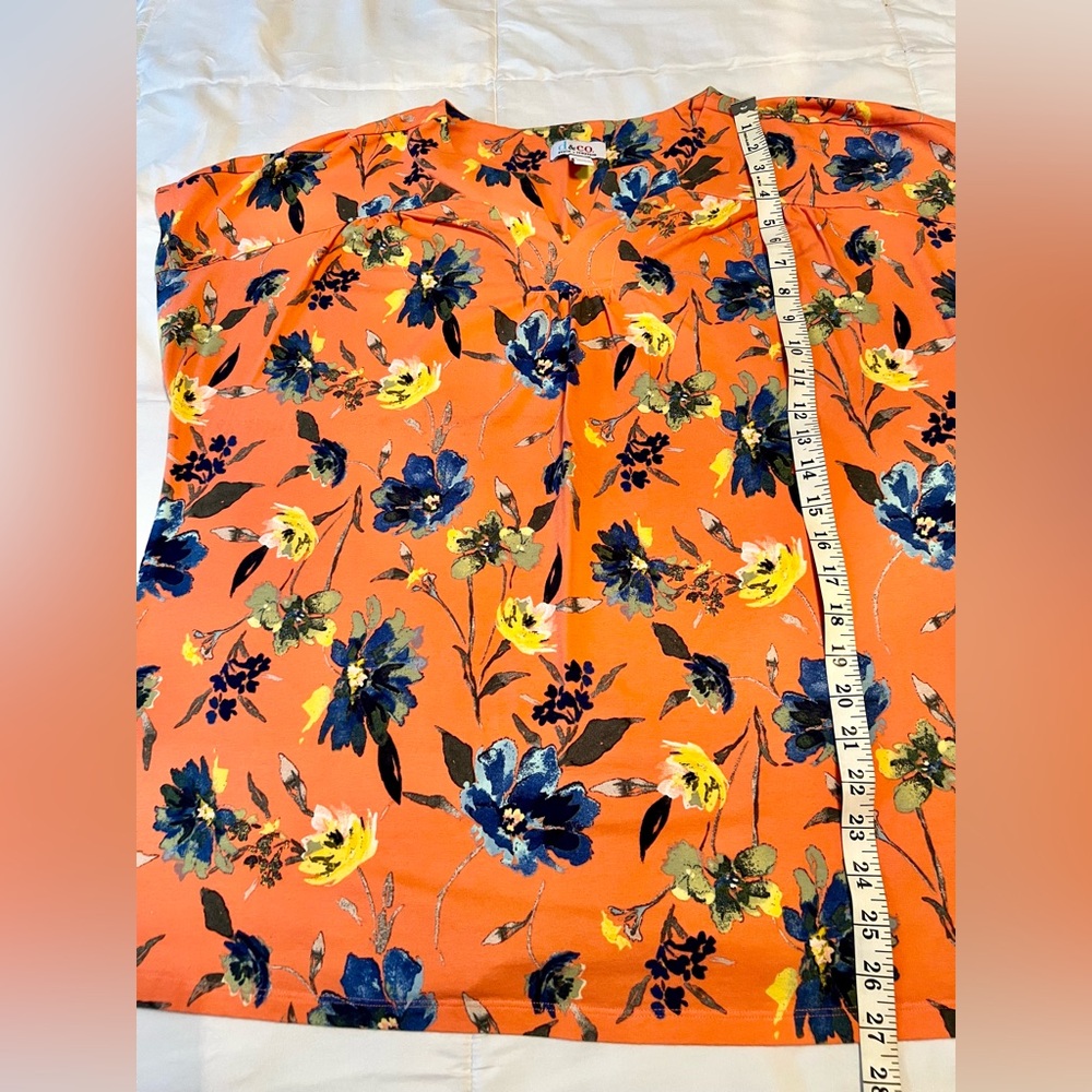 Denim‎ & Co. Plus Size Floral Orange Blouse - Picture 3 of 5